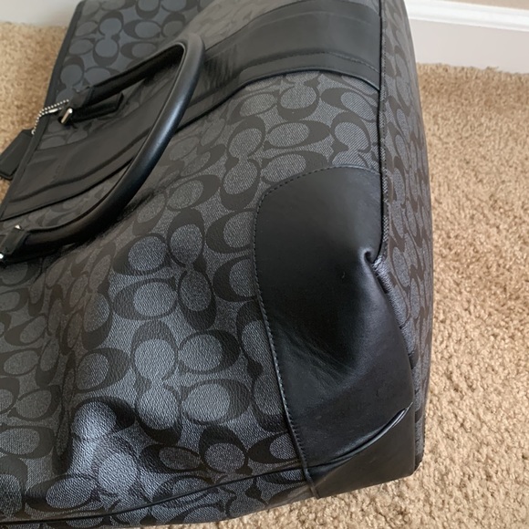 Coach - Picture 10 of 15